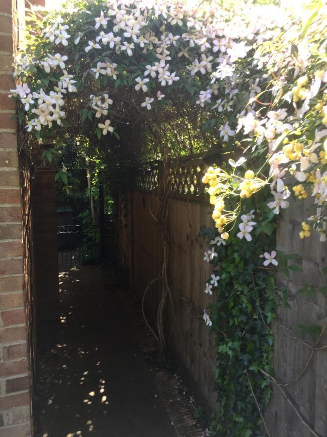 Appartamento 9 Chudleigh Close Bedford Esterno foto