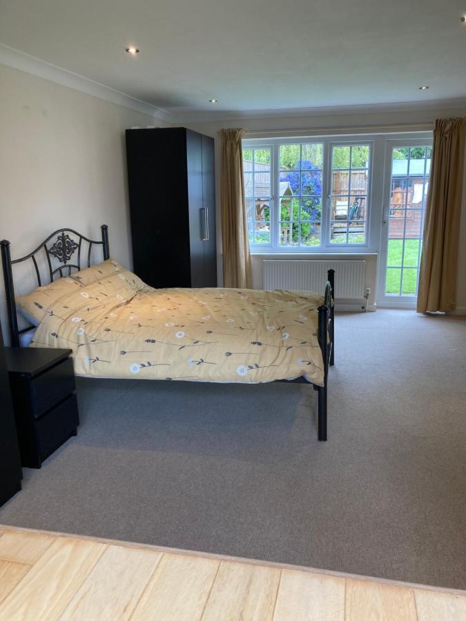 Appartamento 9 Chudleigh Close Bedford Esterno foto